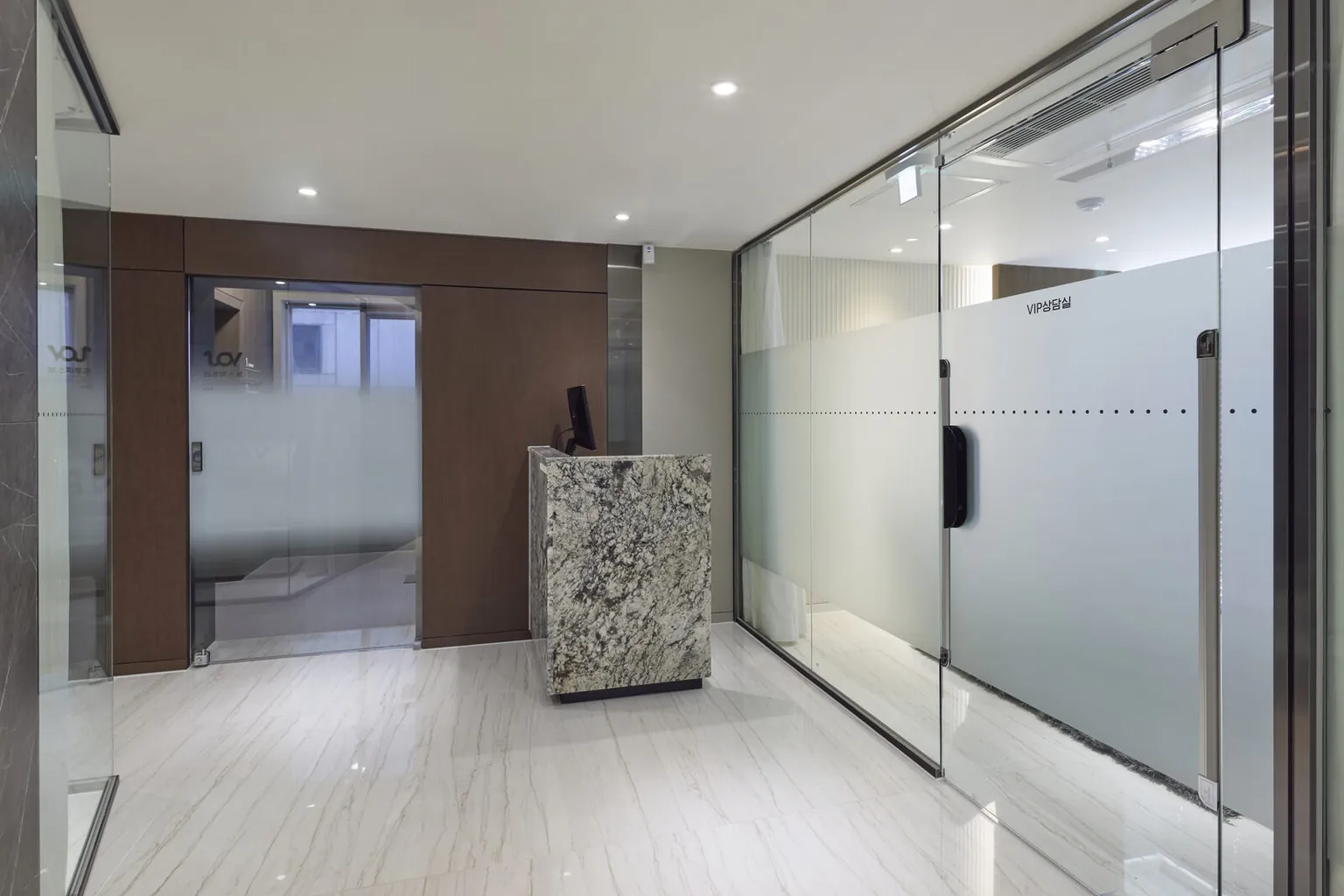 Reception and lounge at VOS Dermatology Clinic, Gangnam, Seoul
