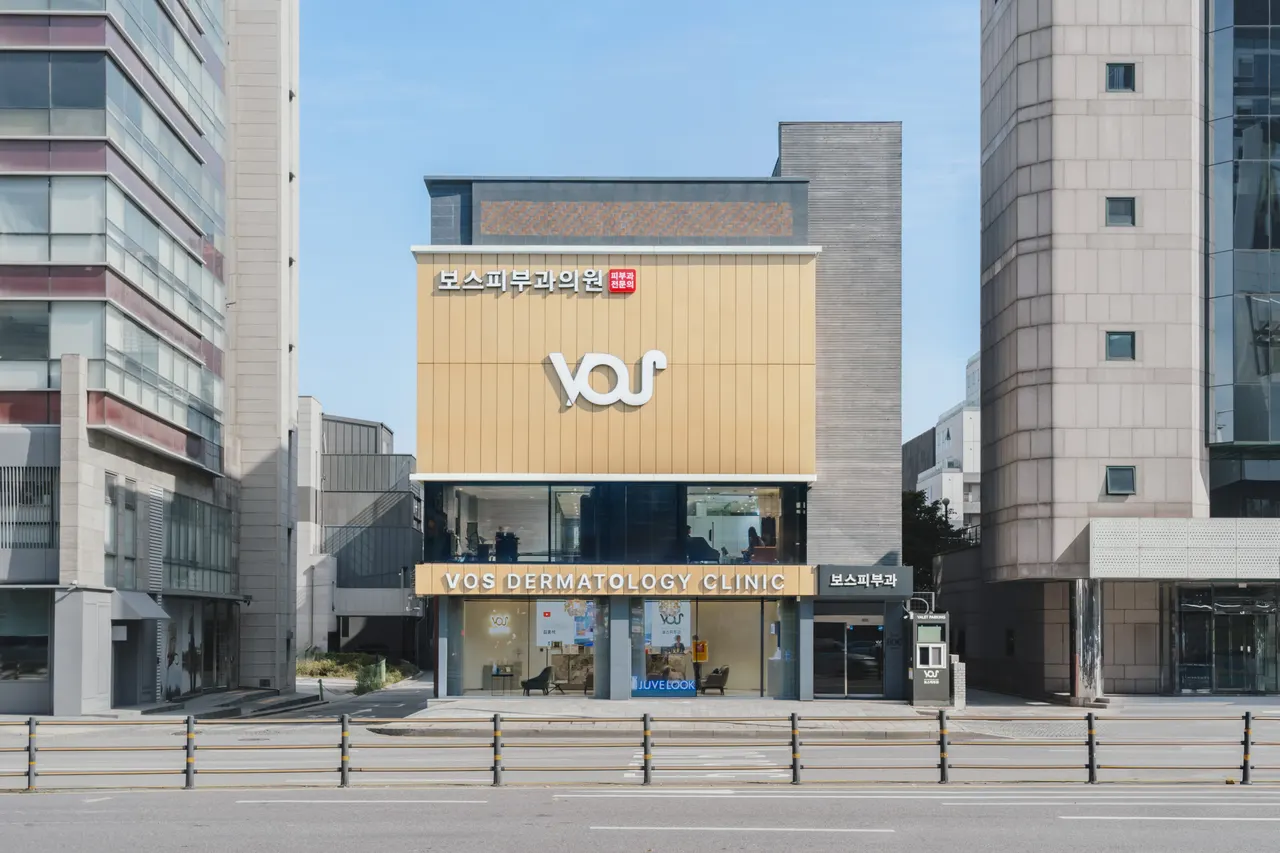 Exterior — Eonju-ro at VOS Dermatology Clinic, Gangnam Seoul