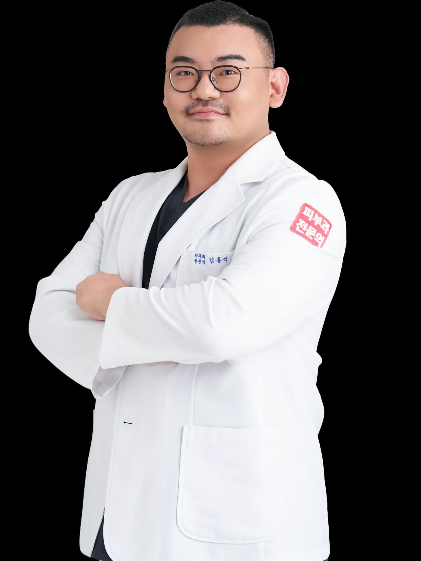 Dr. Hongseok Kim, board-certified dermatologist and medical director of VOS Dermatology Clinic in Gangnam, Seoul